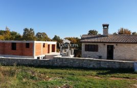 Villa in costruzione in una posizione tranquilla nell'Istria centrale - un'opportunità!
