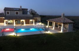 Istria, Marčana, beautiful villa with pool, 300m2, NEW !!!