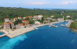 Zadar, otok Molat prodamo gradbeno zemljišče