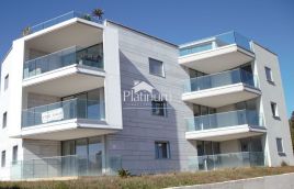 Appartamento a Rovigno, nuova costruzione, a 200 m al mare!