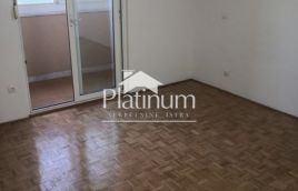 Istria, Pula, two-room apartment in Vidikovac for adaptation